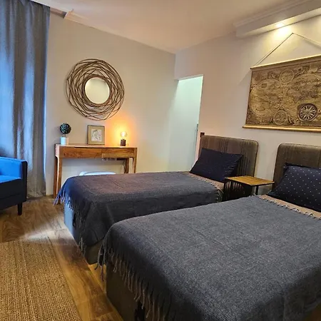 Апартамент Monteverde Tamplier